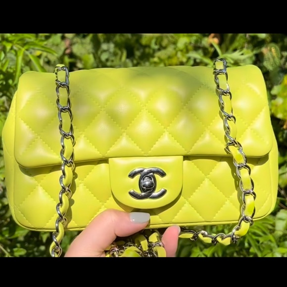 Chanel - Picture 9 of 16